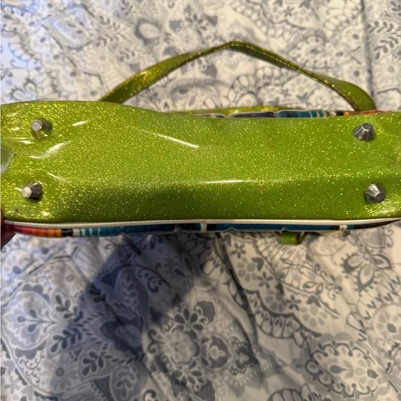 Trophy Queen Mexican Blanket Bag - Picture 3 of 8